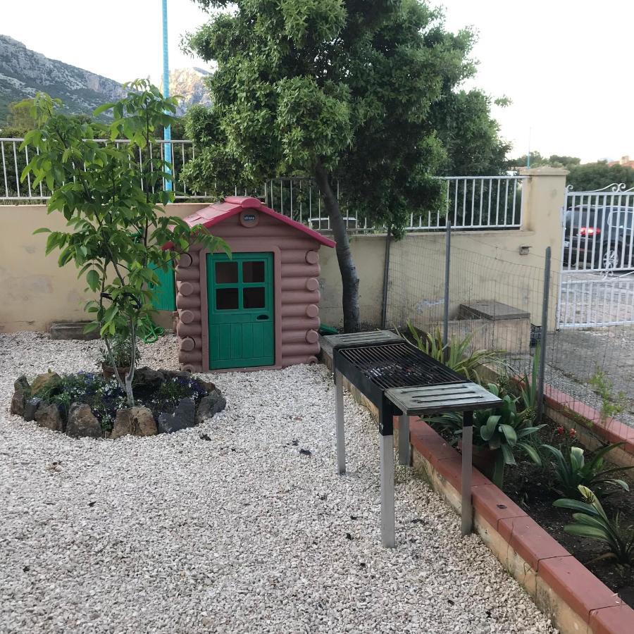 Casa Alessia Διαμέρισμα Cala Gonone Εξωτερικό φωτογραφία