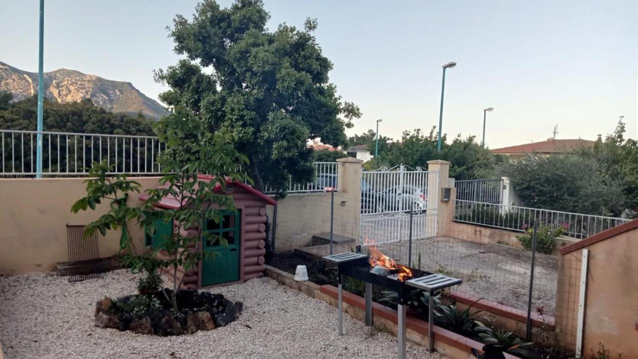 Casa Alessia Διαμέρισμα Cala Gonone Εξωτερικό φωτογραφία